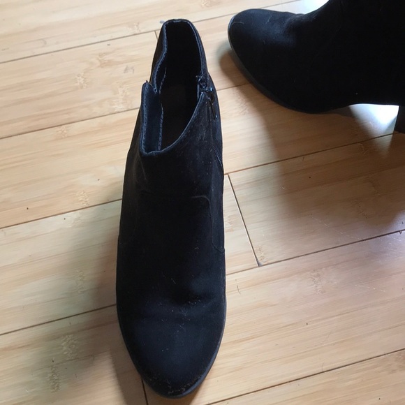 Black booties - Picture 2 of 3